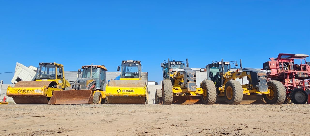 Camiones Maquinaria y Equipos Forestales