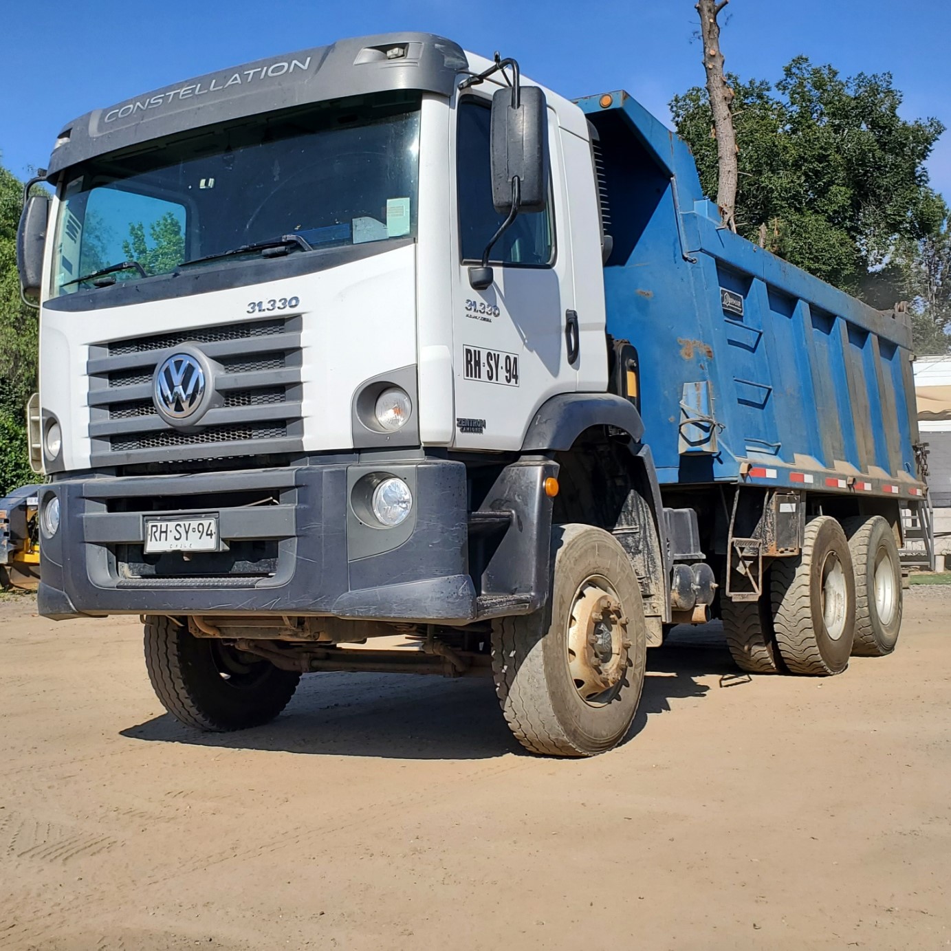 TOLVA VOLKSWAGEN CONSTELLATION 31.330 2022