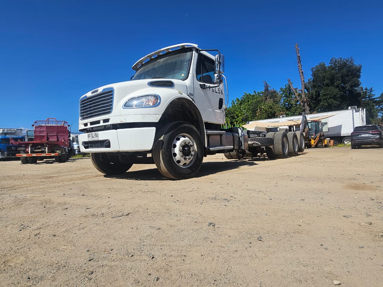 CAMIÓN FREIGTHLINER M2 106 2018