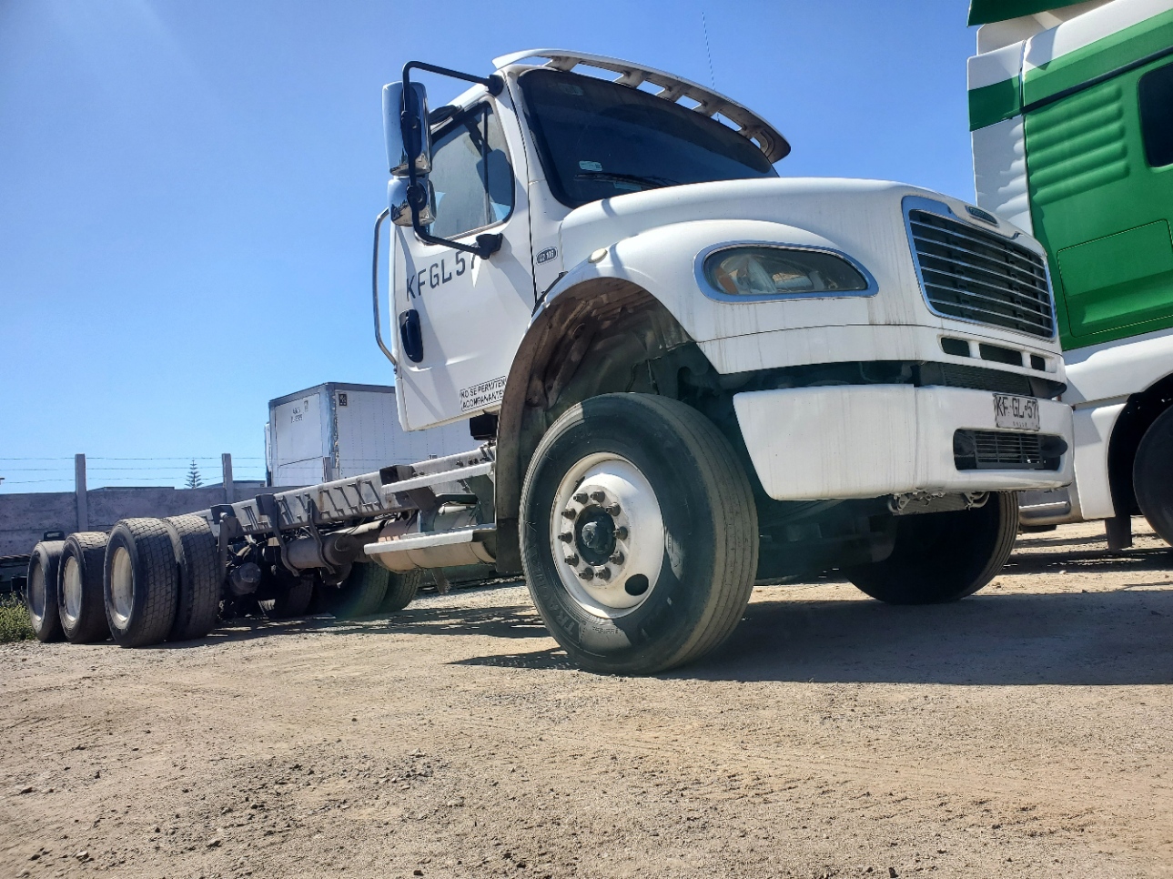 CAMIÓN FREIGTHLINER M2 106 2018