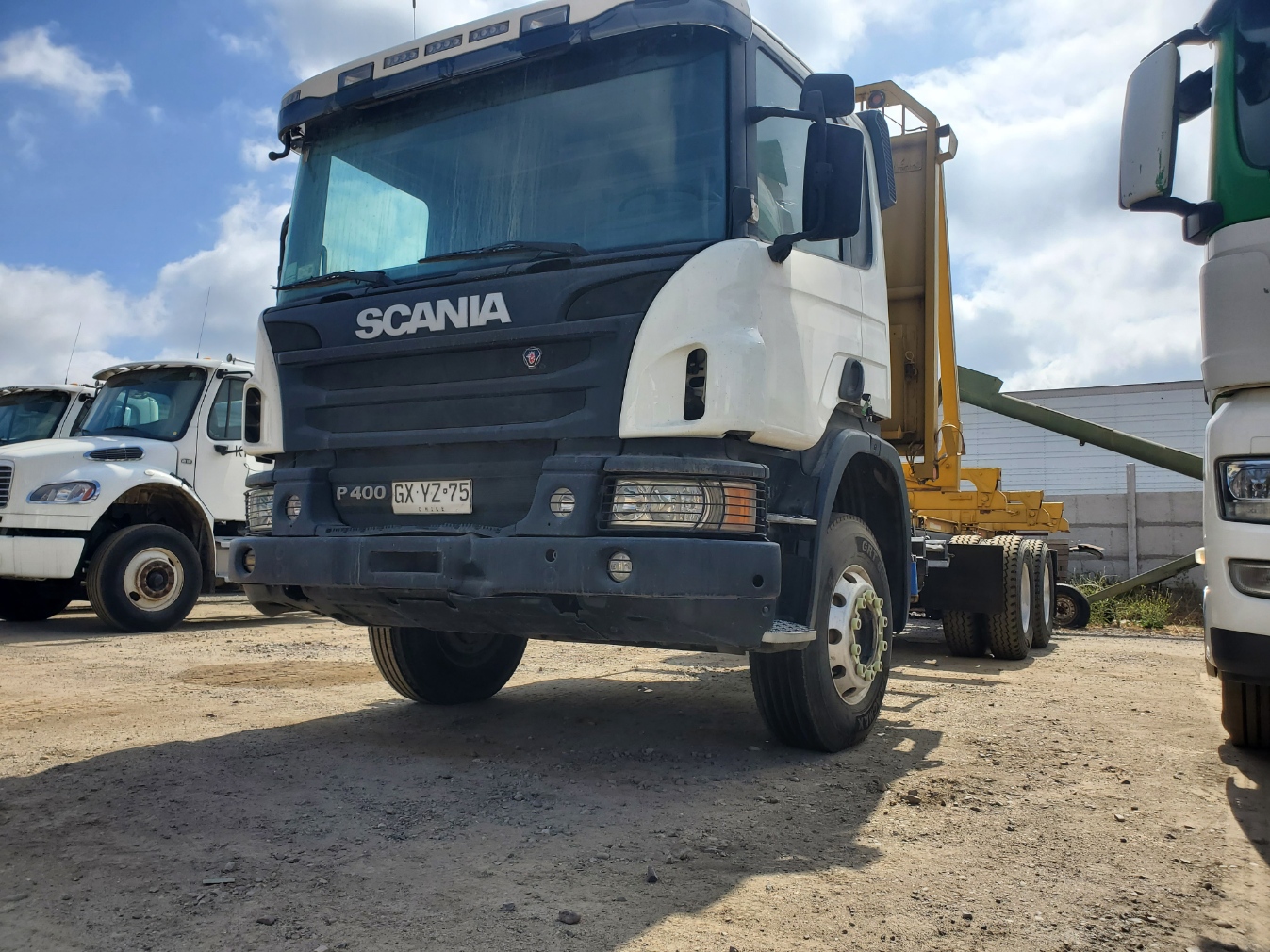 CAMION FORESTAL SCANIA P400B 6x4 FORESTAL Año 2015